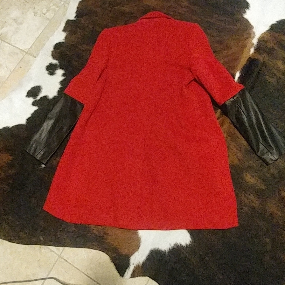 Coat - Picture 4 of 4